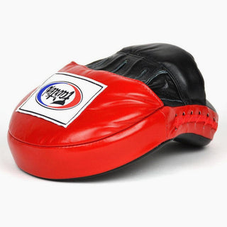 Guanti da passata Fairtex Ultimate Contoured FMV9 Nero-rosso