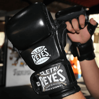 MMA-Handschuhe Cleto Reyes Black Mamba Ausbildung