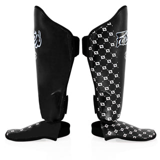 Schienbeinschoner Fairtex Competition SP5 mit Fußschützern Schwarz