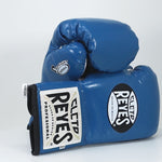 Boxhandschuhe Cleto Reyes Safetec CB4 Blau mit Schnürsenkeln